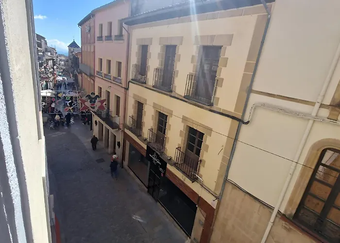 Alorena Con Balcones Al Real
